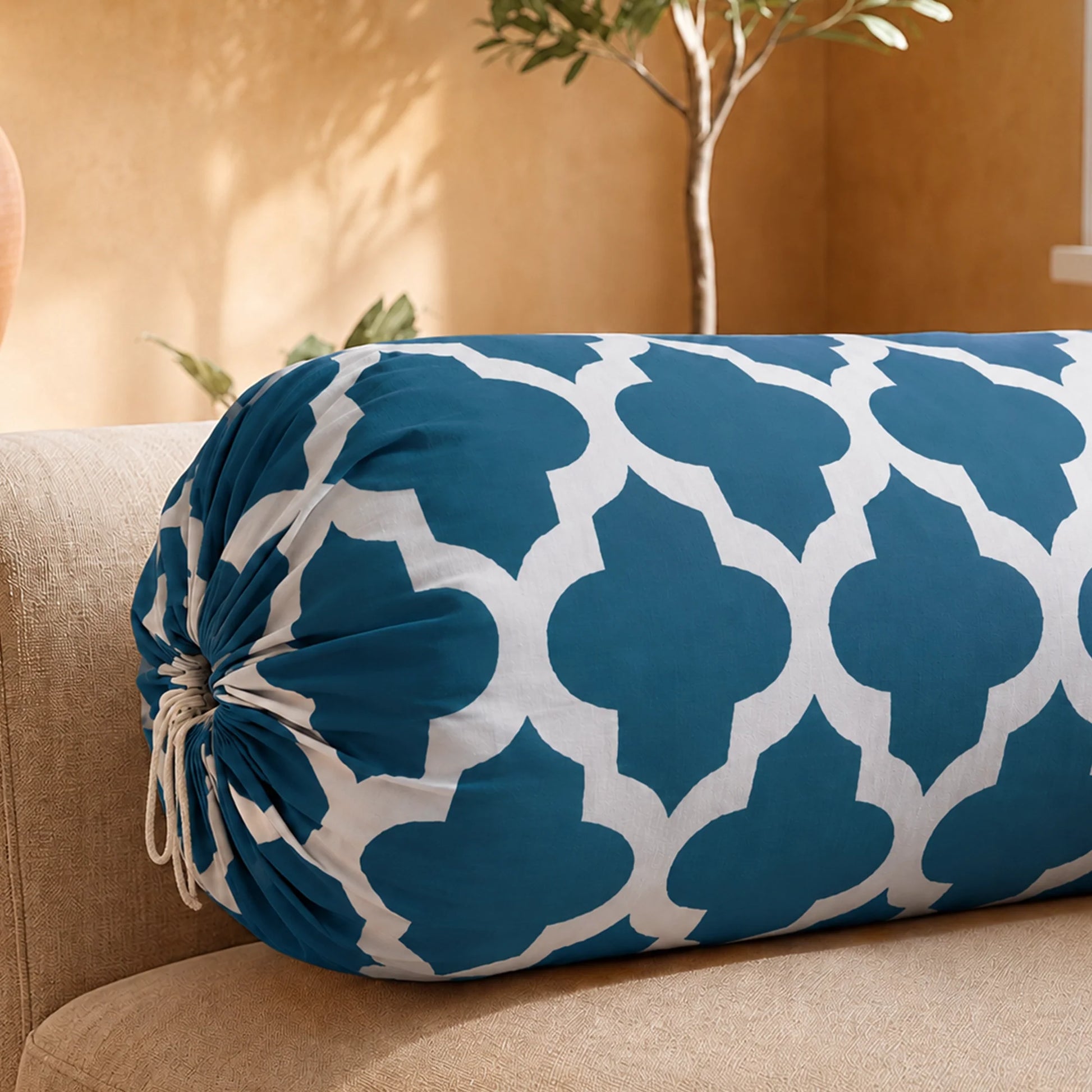 Imprimer Quatrefoil - Printed Bolster Cover (Blue)-2
