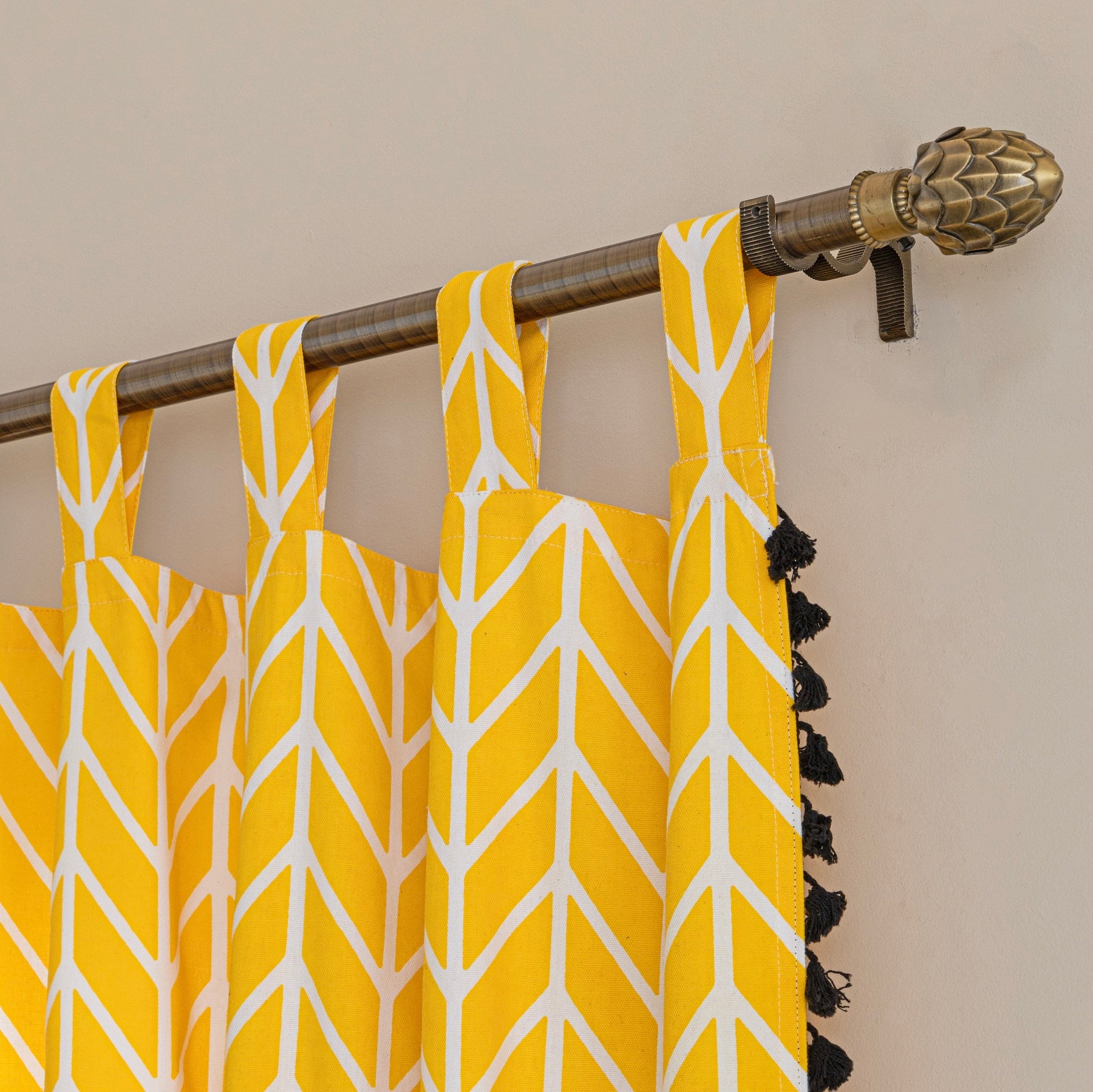 Imprimer Handpicked Aztec - Printed Semi Blackout Eyelet Curtain (Yellow)-3
