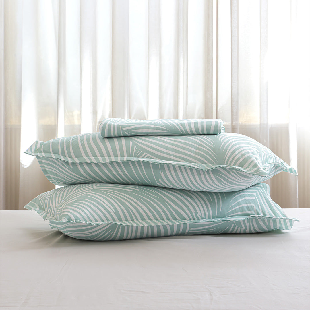 Mint Green Feather - Fitted Sheet (Mint Green & White)-4