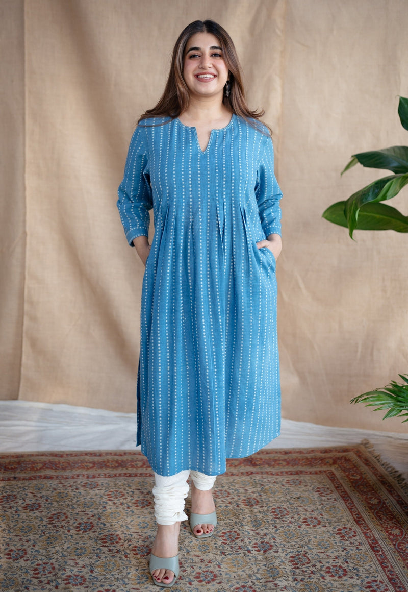 Yahvi Dabu Slub Cotton Hand Embroidered Kurta