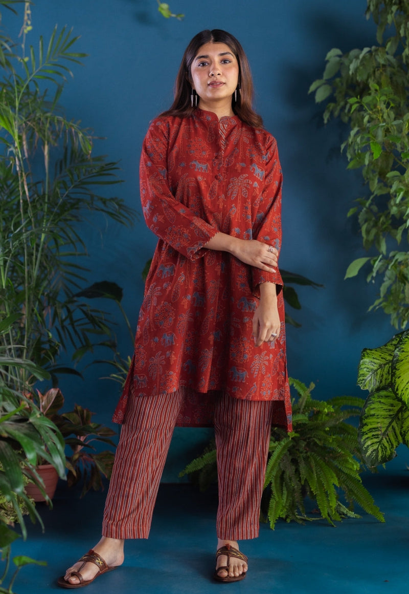Ruhaina Red Ajrakh Cotton Straight Kurta