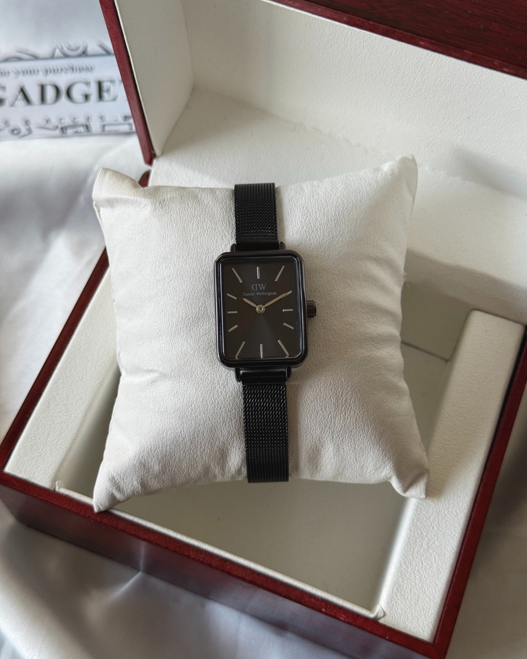 DW Quadro (Analog Watch)