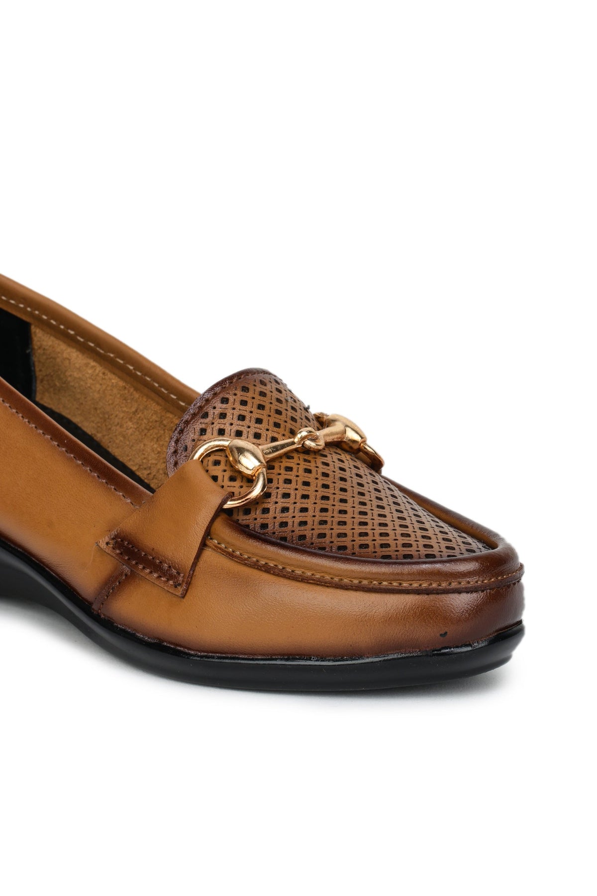 Women’s Textured Genuine Leather Bellies - 1141