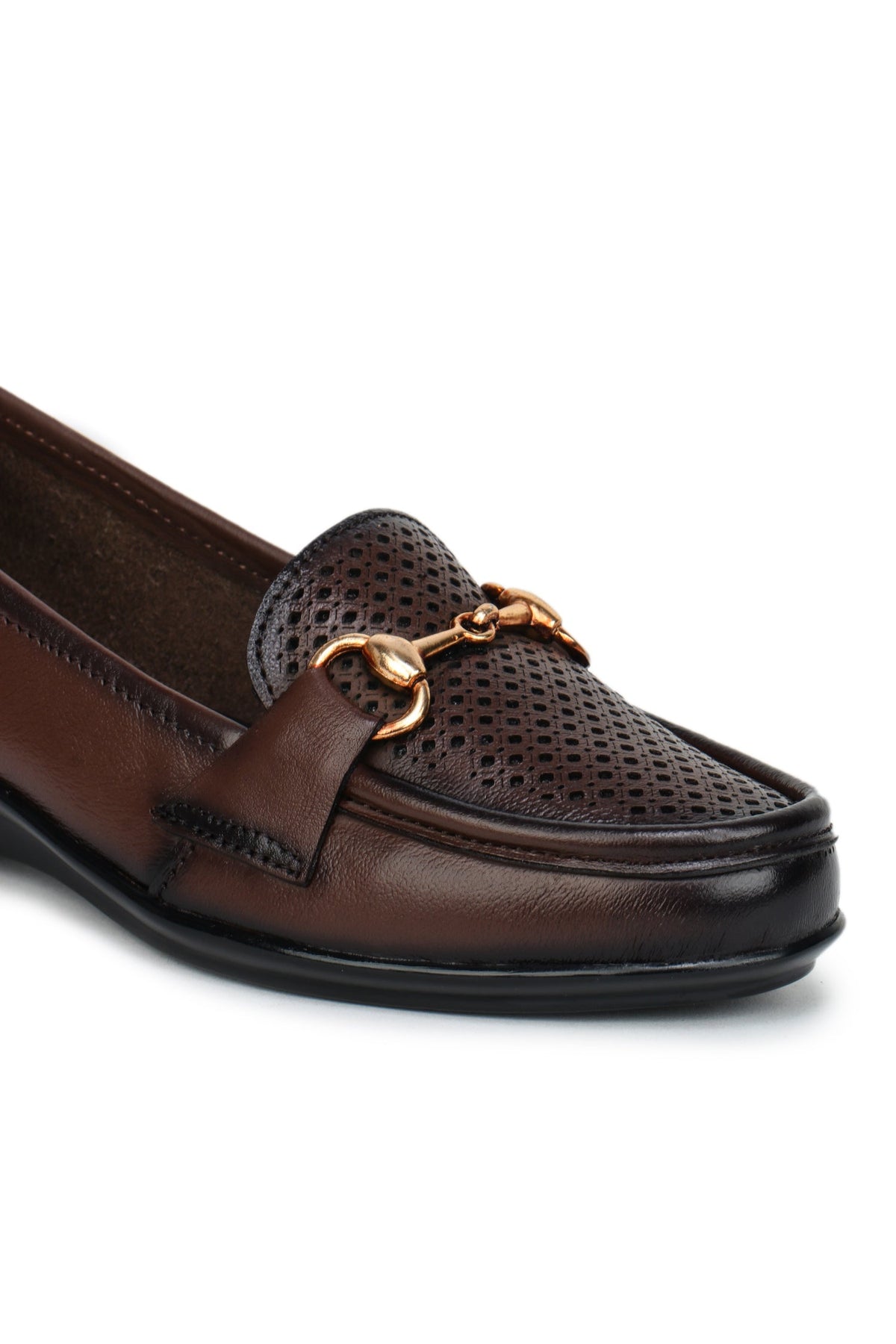 Women’s Textured Genuine Leather Bellies - 1141