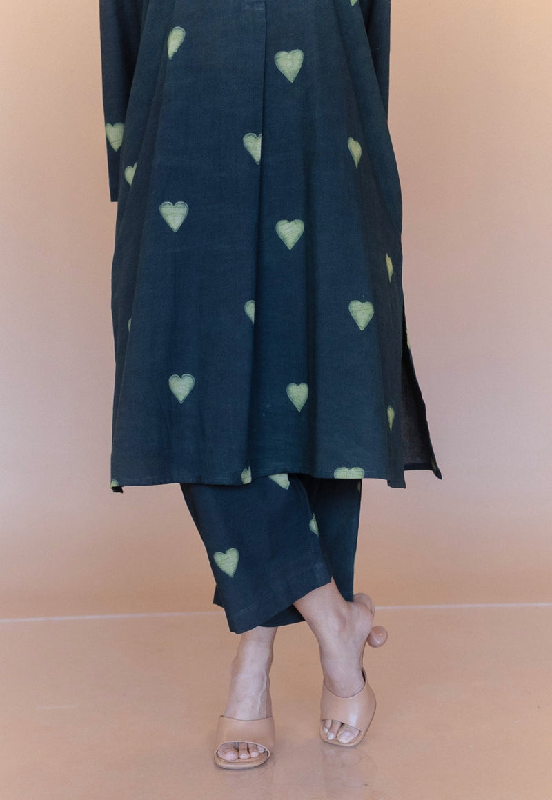 Yashi Green Dabu Cotton Straight Pant