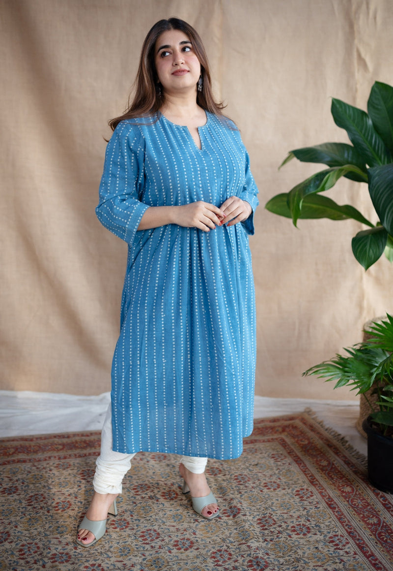 Yahvi Dabu Slub Cotton Hand Embroidered Kurta