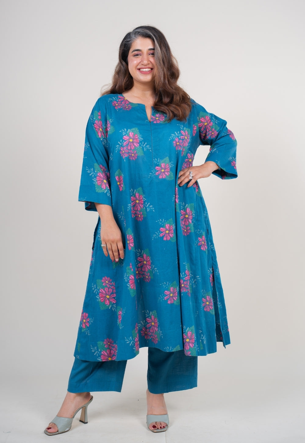 Amisha Ink Blue Printed Mul Jhabbha Kali Kurta