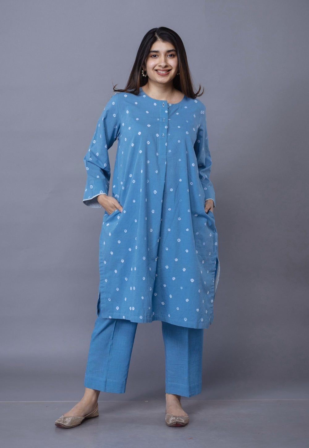 Yashi Blue Bandhani Slub Cotton Straight Pant