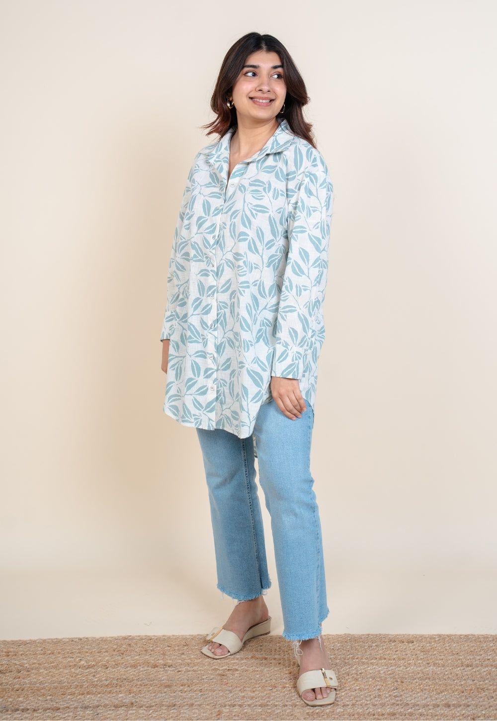 Cyra Blue Handblock Print Slub Cotton Anti-Fit Short Top