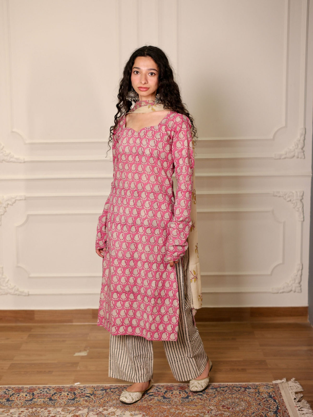 Kashmaksh Pink Cotton Suit Set