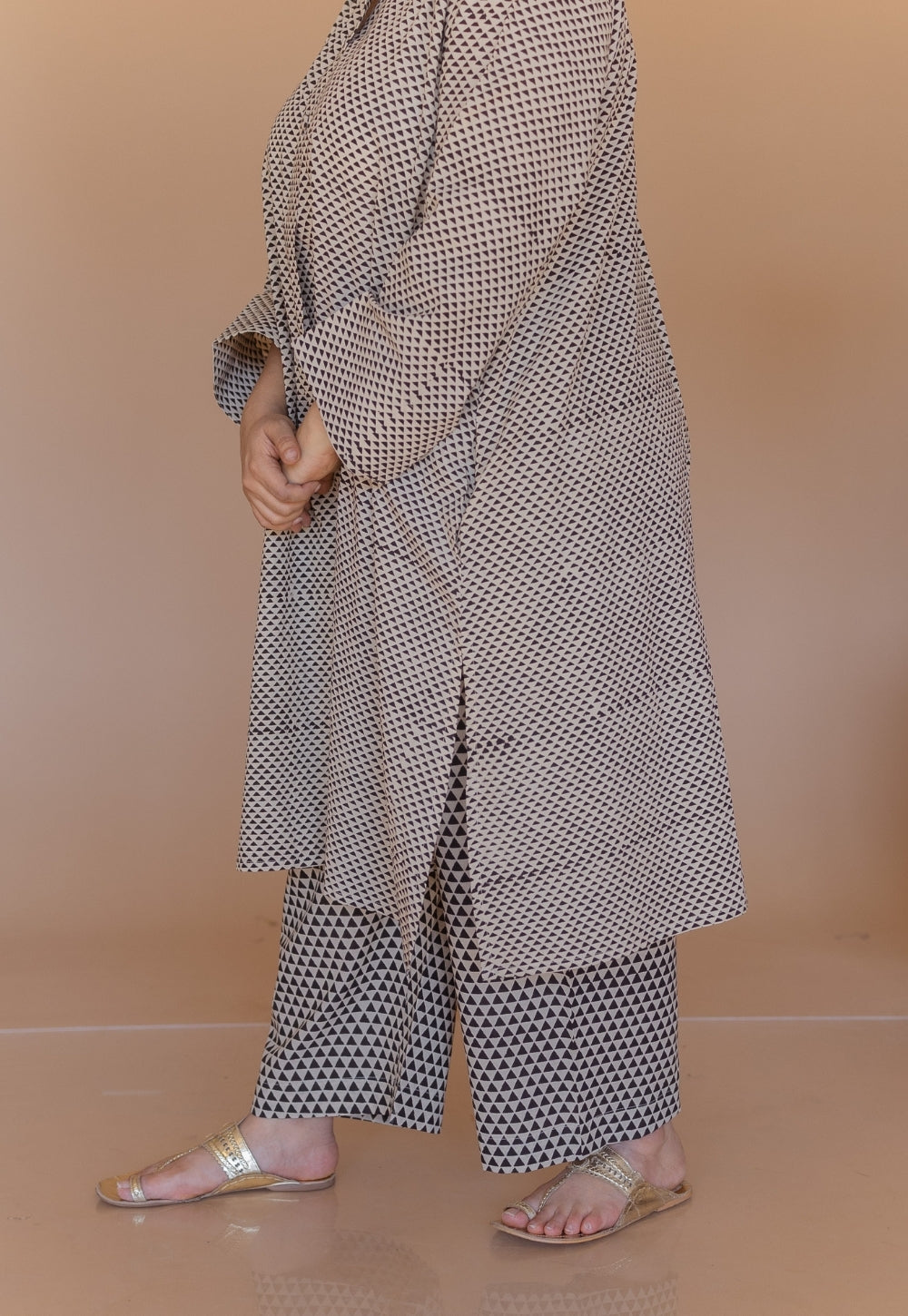 Yashi Off White Bagru Cotton Straight Pant