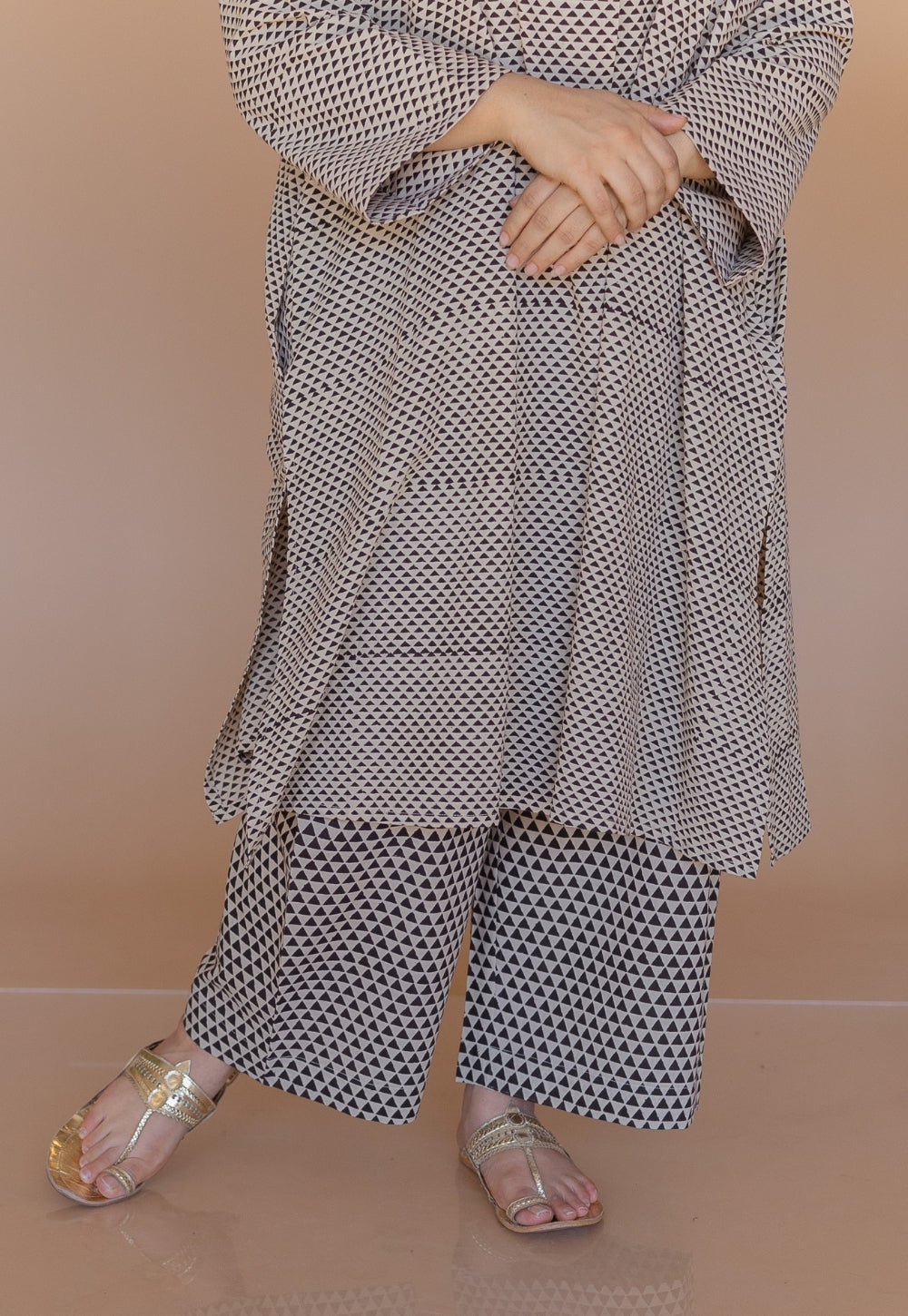 Yashi Off White Bagru Cotton Straight Pant