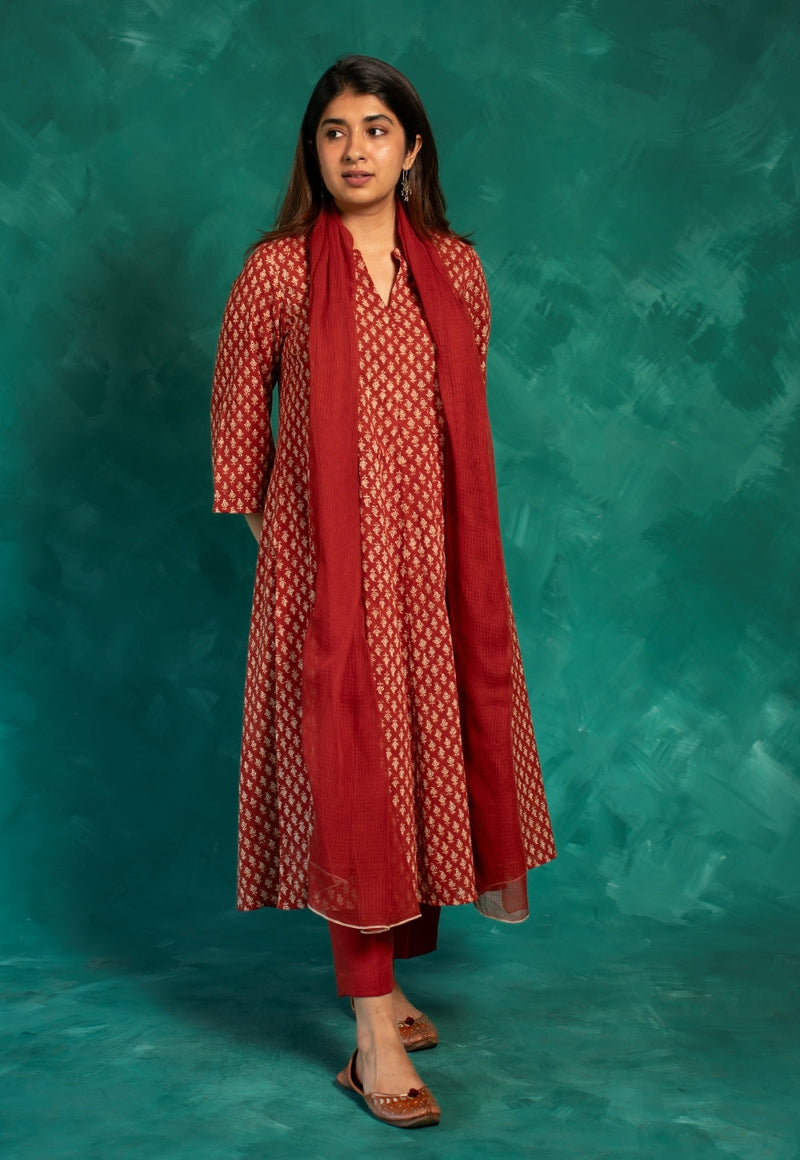 Viha Red Bagru Cotton Kali Kurta