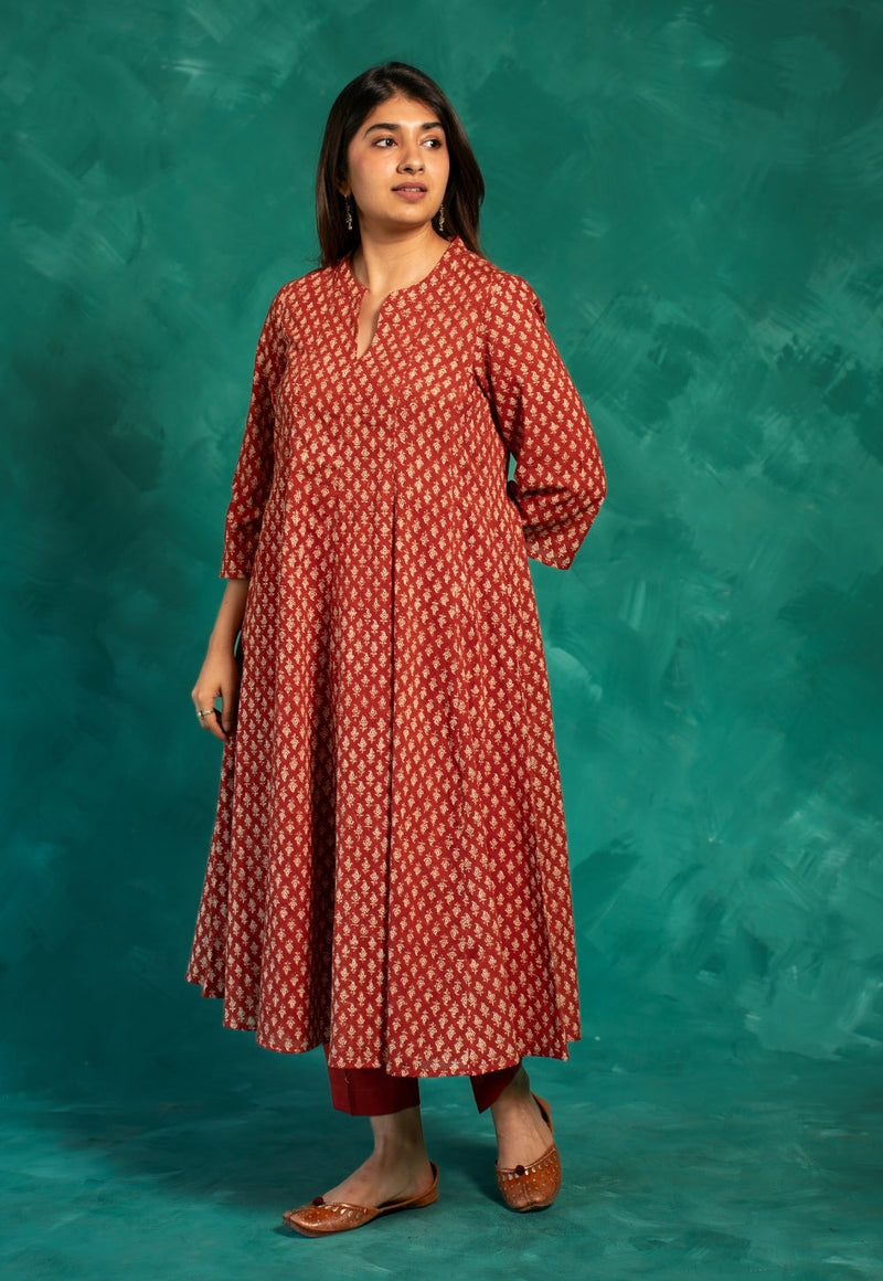 Viha Red Bagru Cotton Kali Kurta