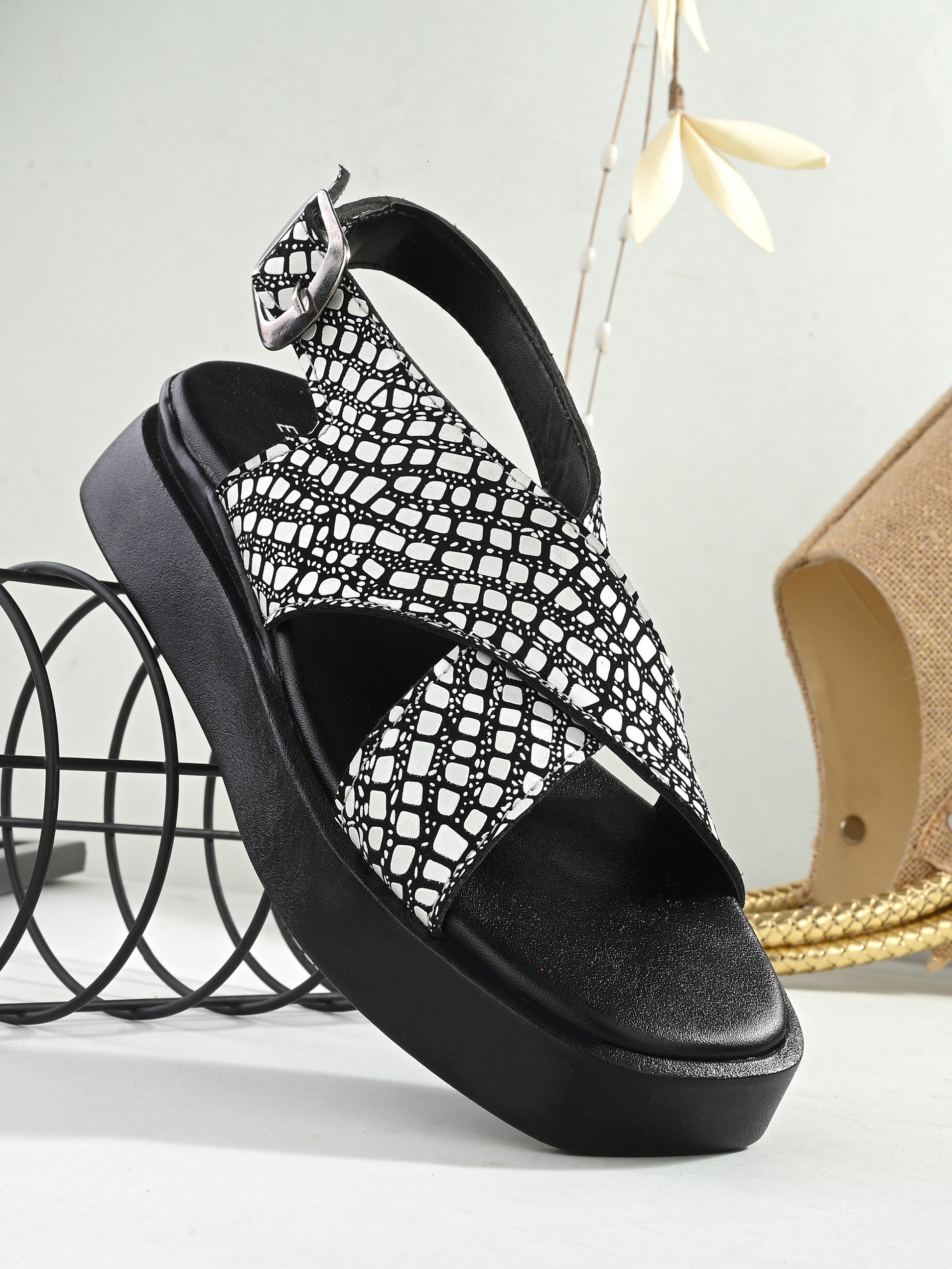 Women's casual flat heel criss cross sandal with back strap closure