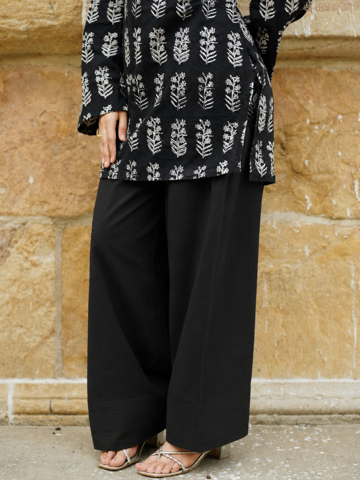Roohi Two Piece Farshi Set for Women - Black Handblock Cotton Kurta with Farshi Salwar