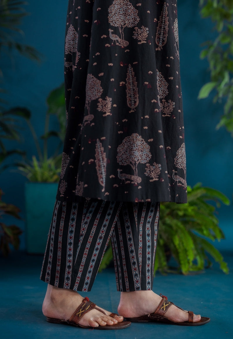 Prita Black Stripes Ajrakh Cotton Narrow Pant