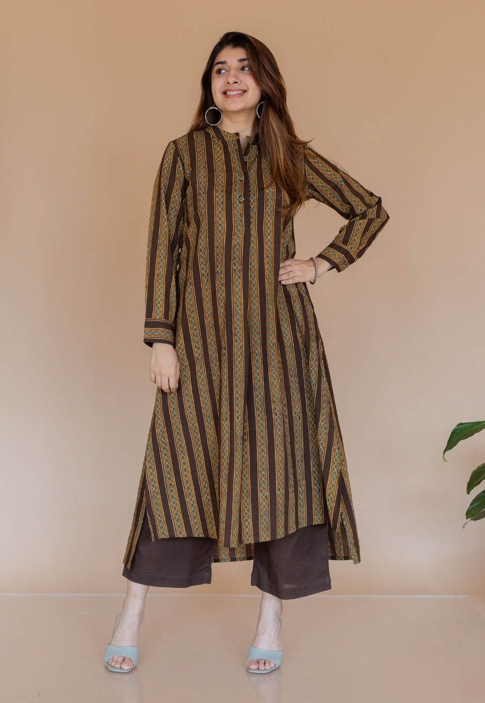 Yami Brown Solid Slub Cotton Palazzo
