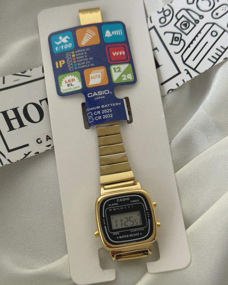 Vintage D124 Black Gold (Digital Watch)