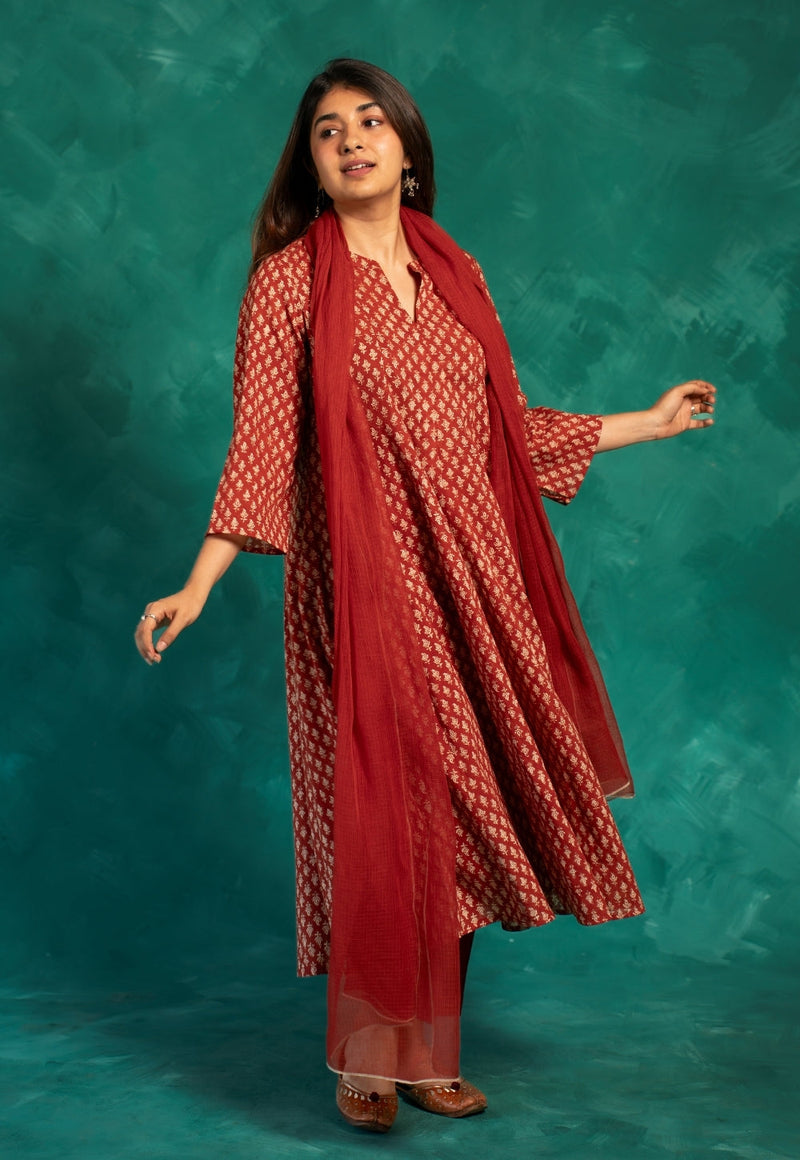 Viha Red Bagru Cotton Kali Kurta