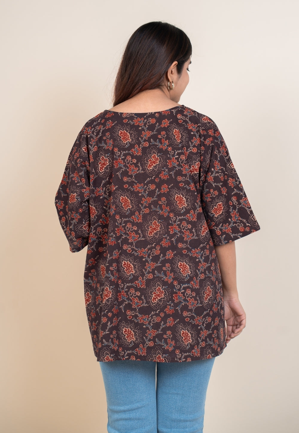 Anshika Red Ajrakh Cotton Anti-Fit Short Top