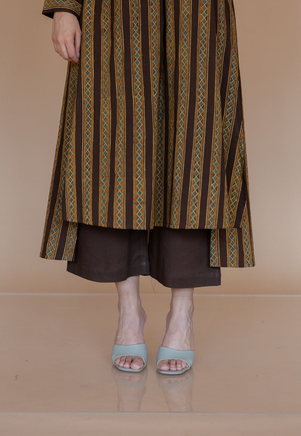 Yami Brown Solid Slub Cotton Palazzo