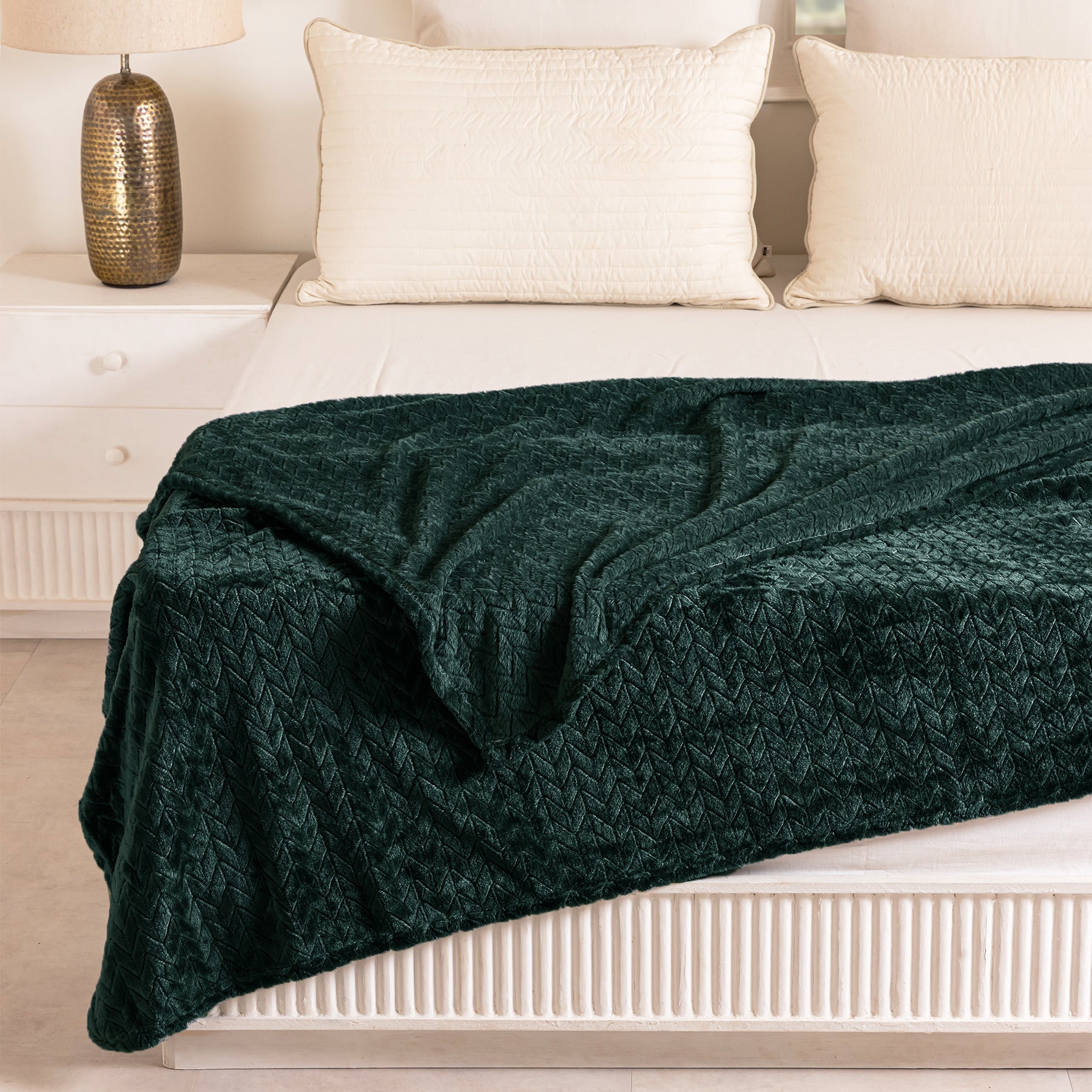 Fort Mellow - Wave Plush Blanket (Emerald Green)-2