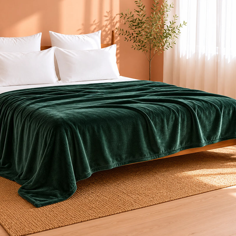 Fort Mellow - Plush Blanket (Emerald Green)-3