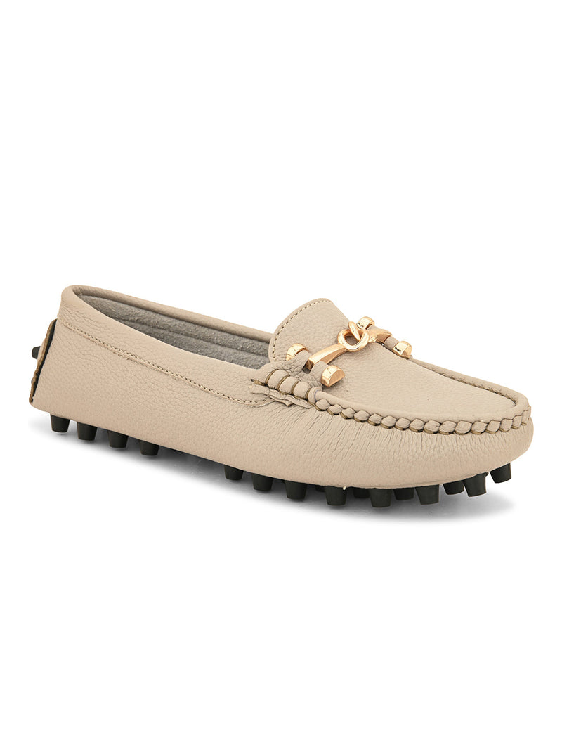 Women Textured Loafers With Buckle Detailing-1