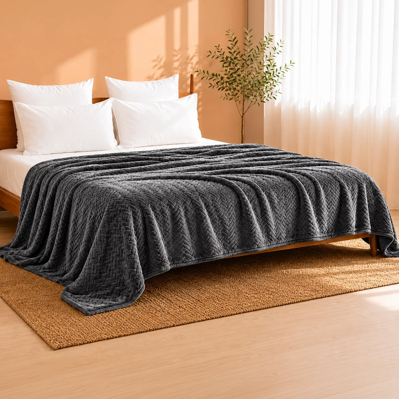 Fort Mellow - Wave Plush Blanket (Grey)-1