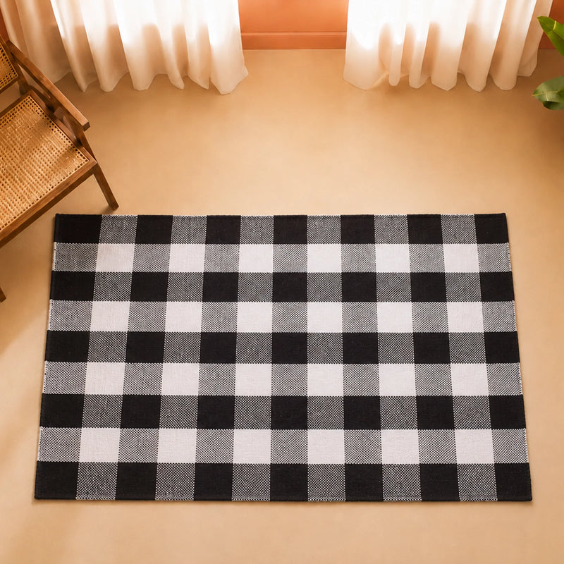 Breton Shadowplay - Plaid Cotton Rug (Black & White)-1