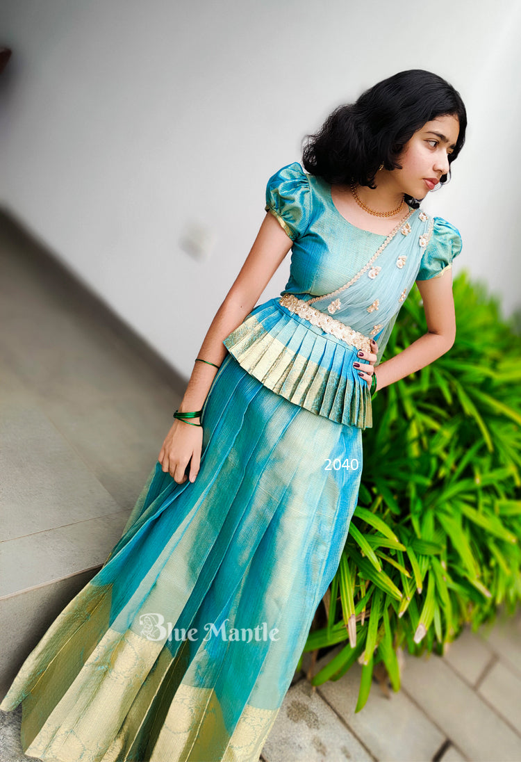 2040D - Aqua Gold Dhavani- Ready to Dispatch
