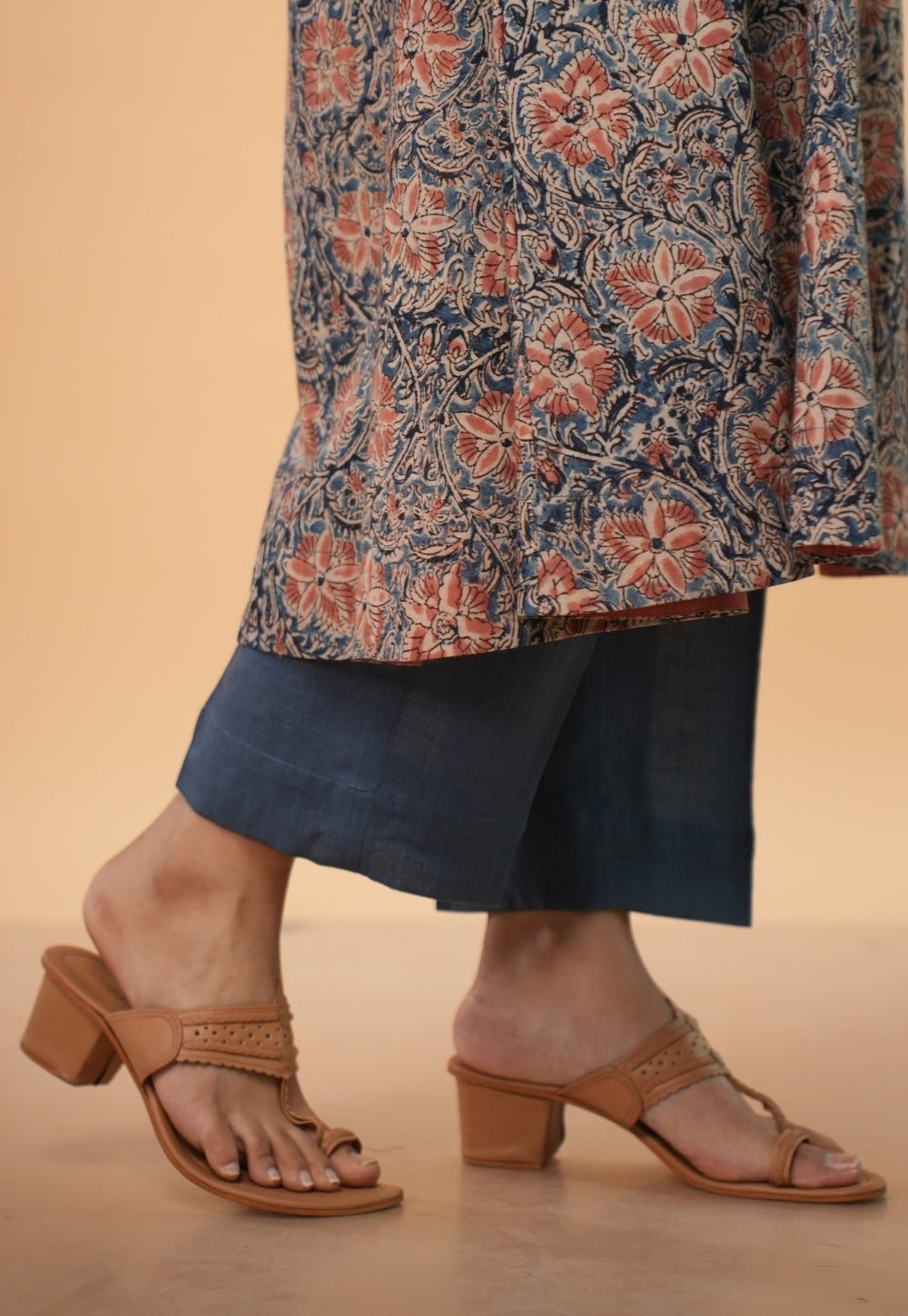 Prita Blue Solid Slub Cotton Narrow Pant