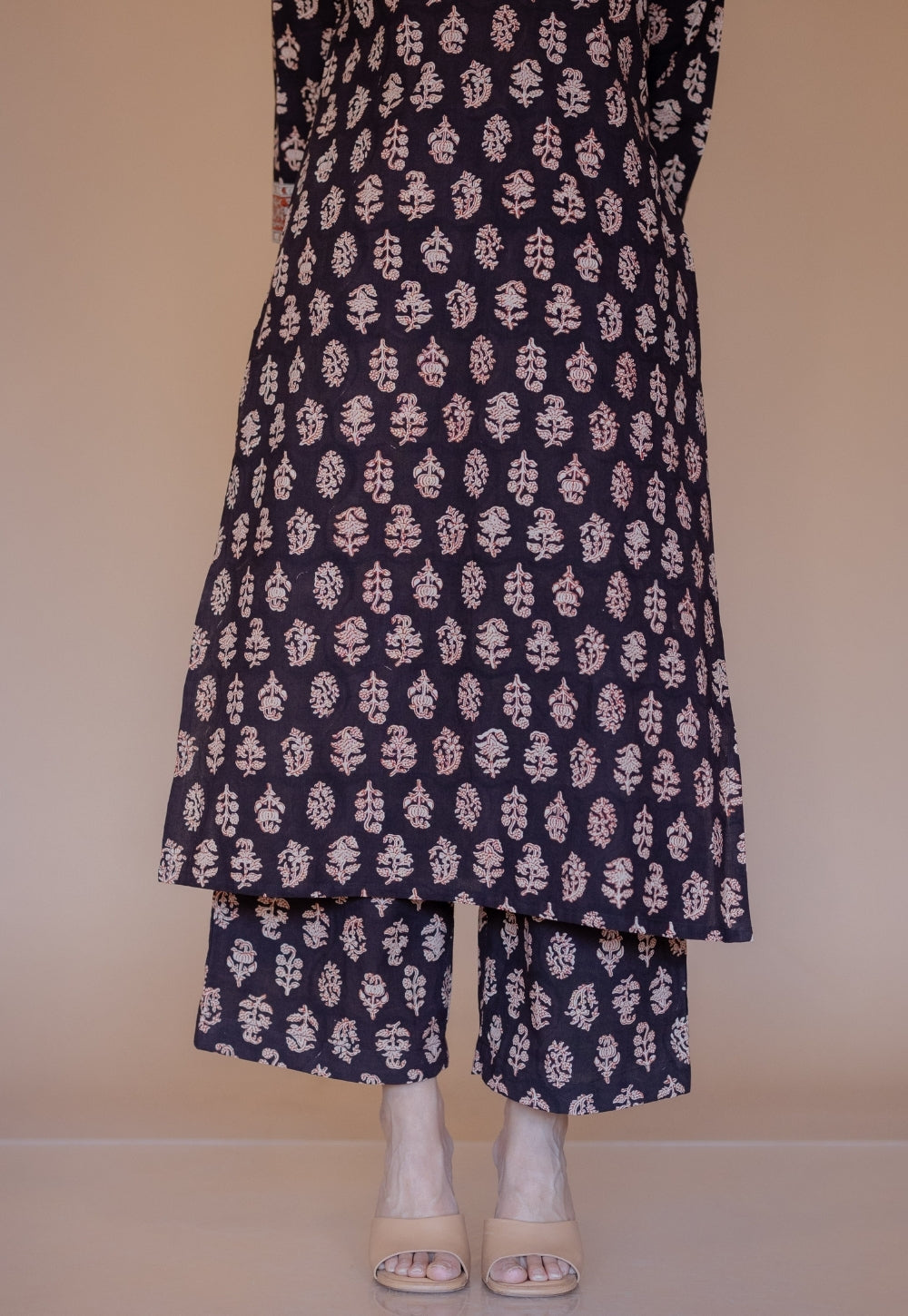 Yashi Black Bagru Cotton Straight Pant