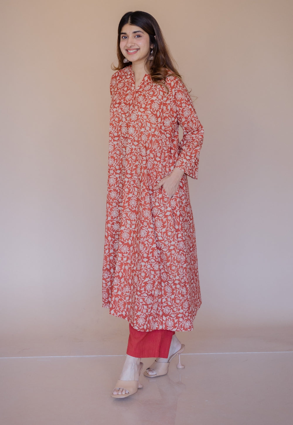 Nyra Red Bagru Cotton Jhabbha Kali Kurta