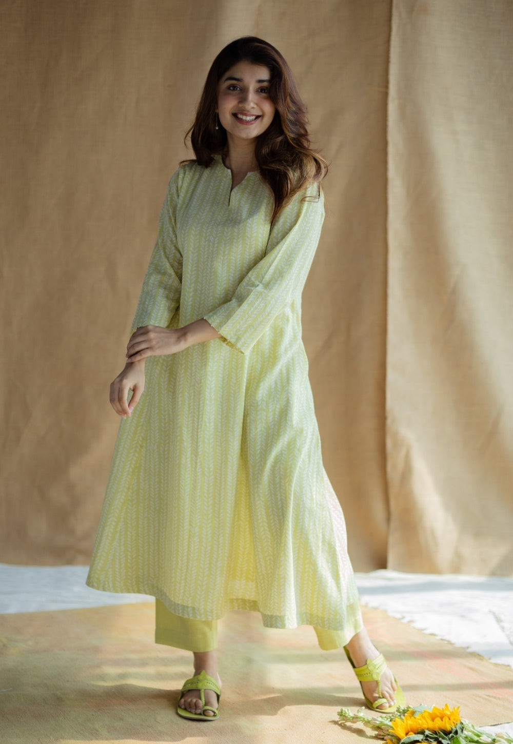 Prita Lime Green Solid Slub Cotton Narrow Pant