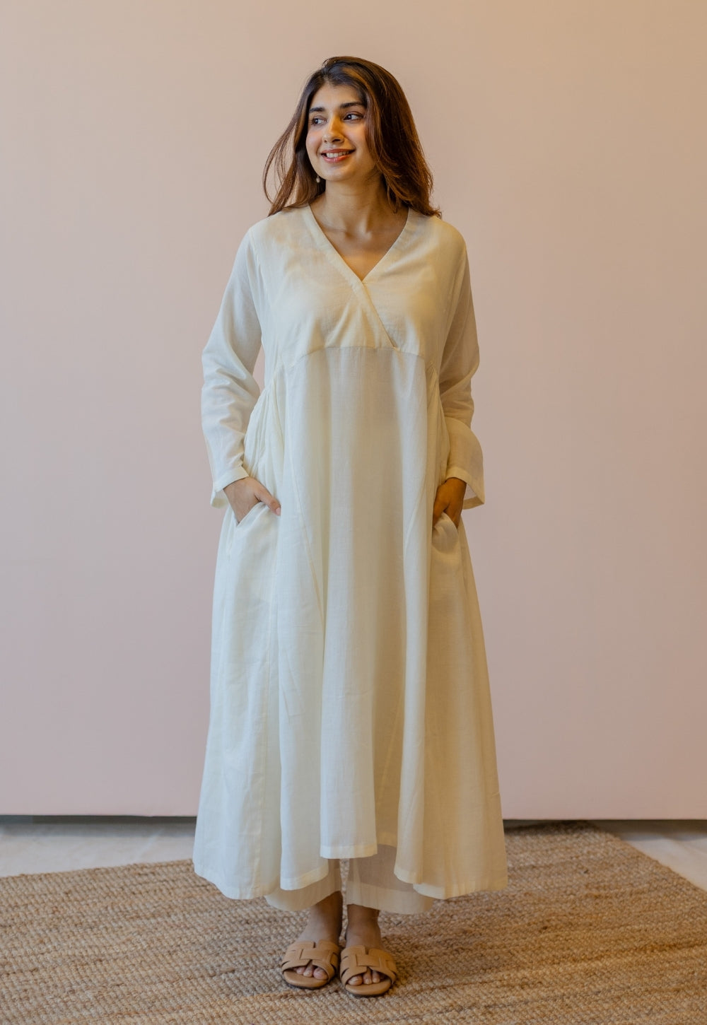 Sana Off White Solid Handloom Cotton Anti-Fit Kurta