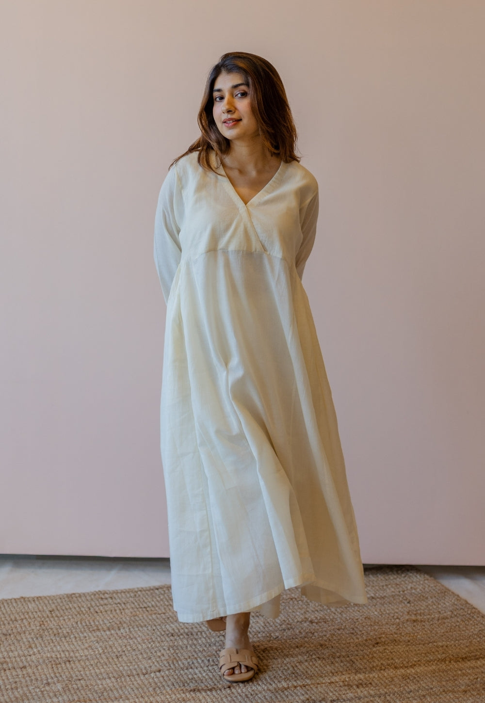 Sana Off White Solid Handloom Cotton Anti-Fit Kurta