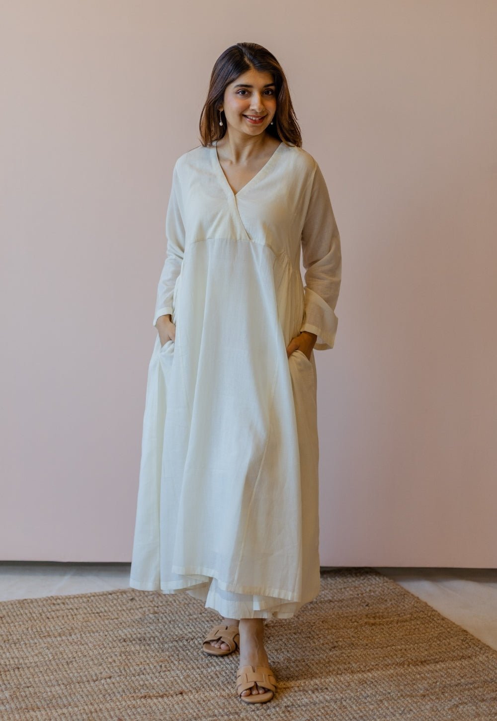Sana Off White Solid Handloom Cotton Anti-Fit Kurta