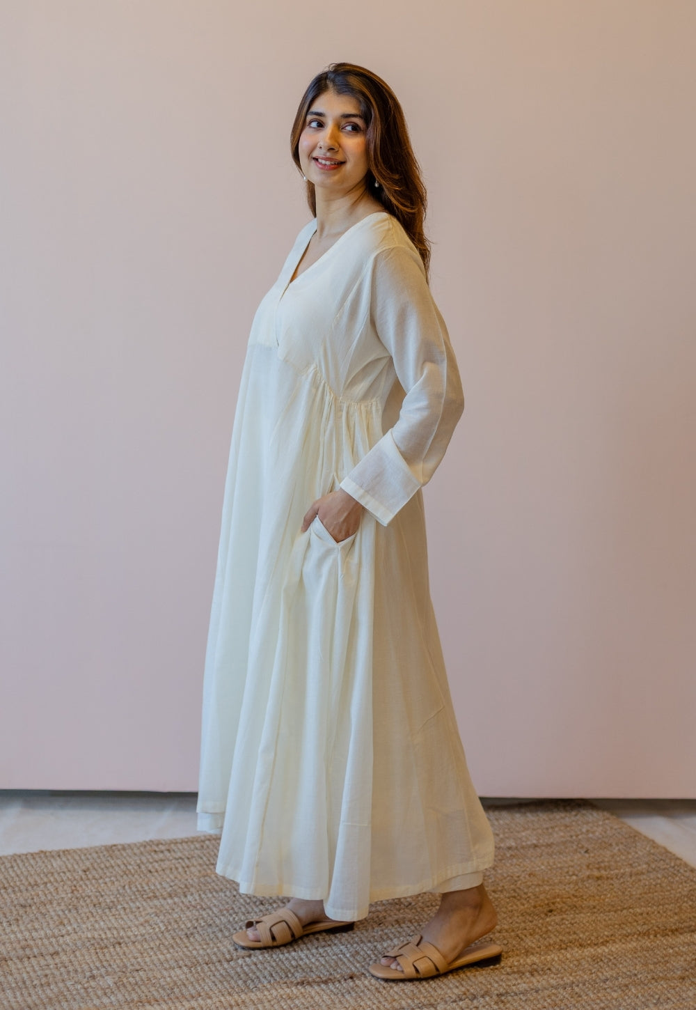 Sana Off White Solid Handloom Cotton Anti-Fit Kurta