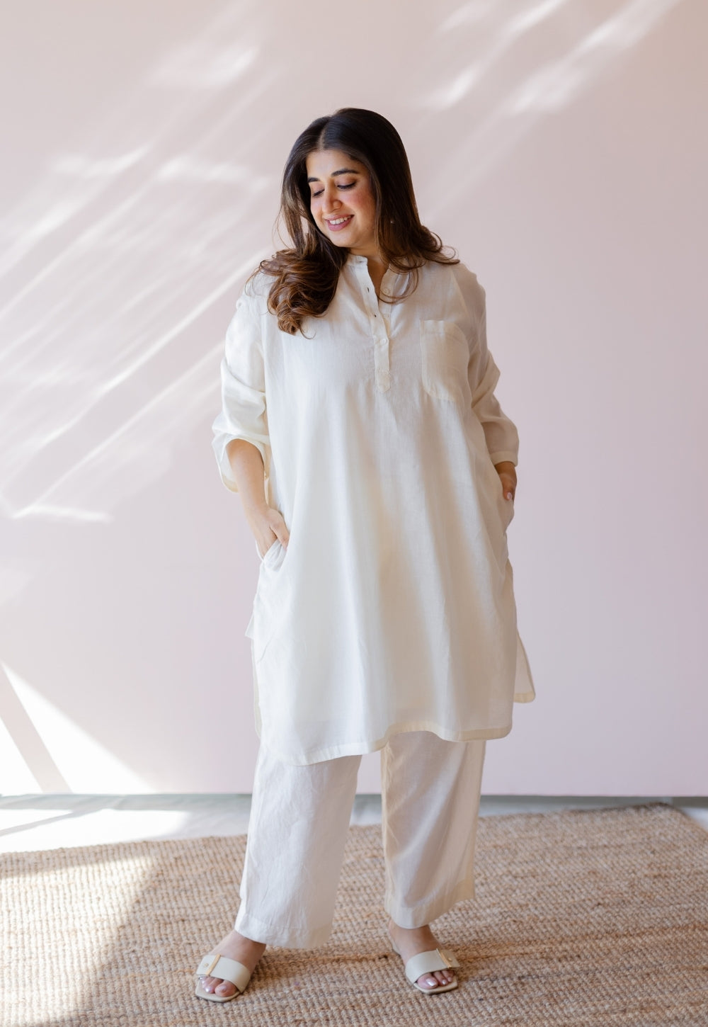 Hina Off White Solid Handloom Cotton Anti-Fit Kurta