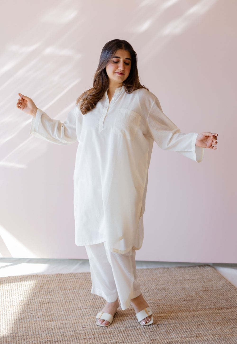 Hina Off White Solid Handloom Cotton Anti-Fit Kurta