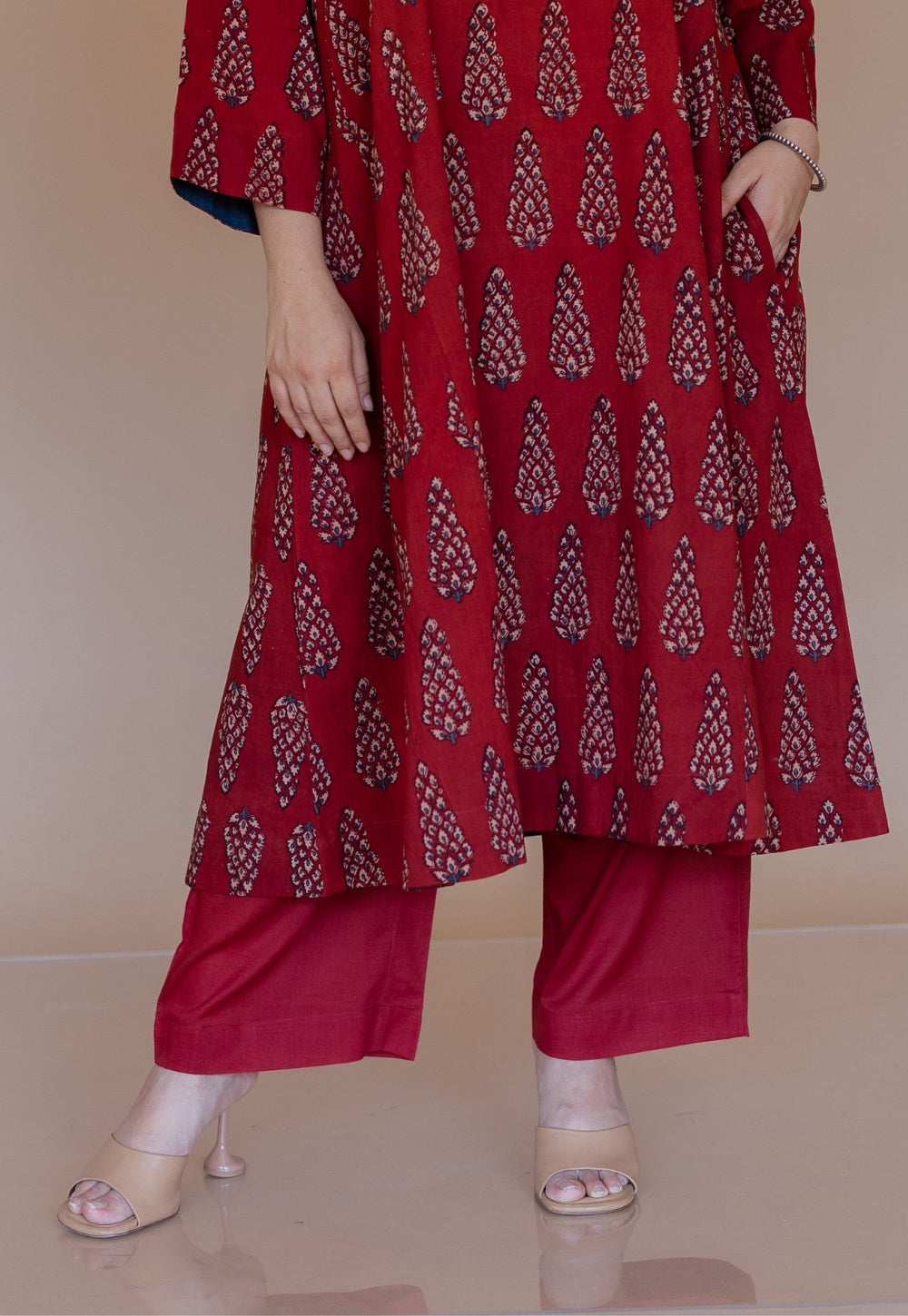Yami Red Solid Slub Cotton Palazzo