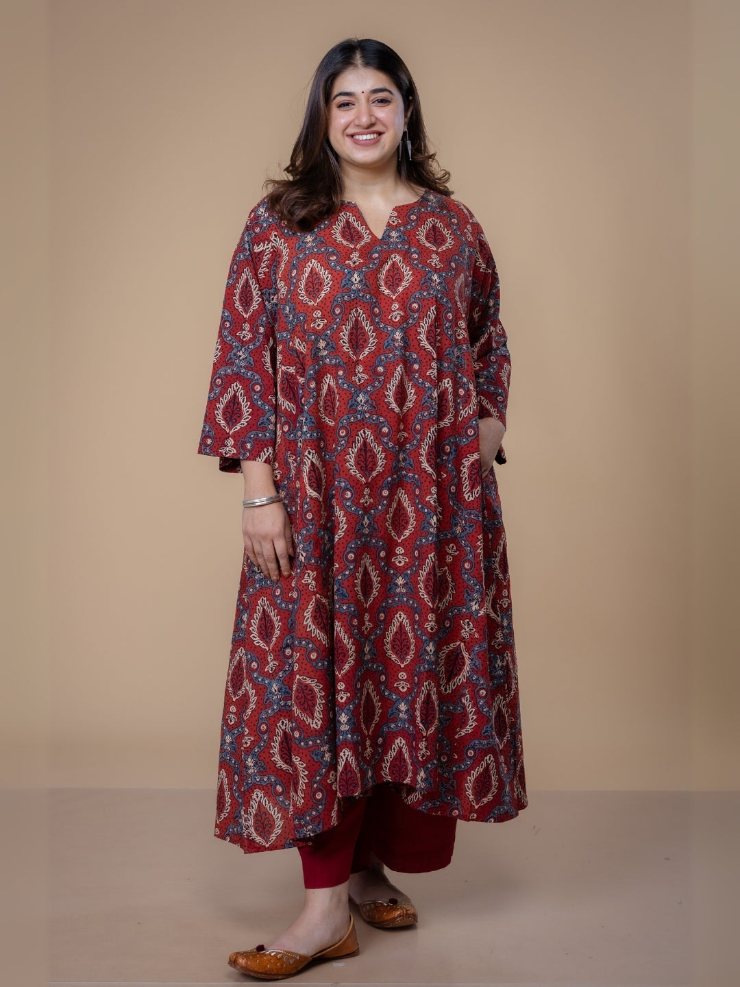 Aashi Red Ajrakh Cotton Jhabbha Kali Kurta