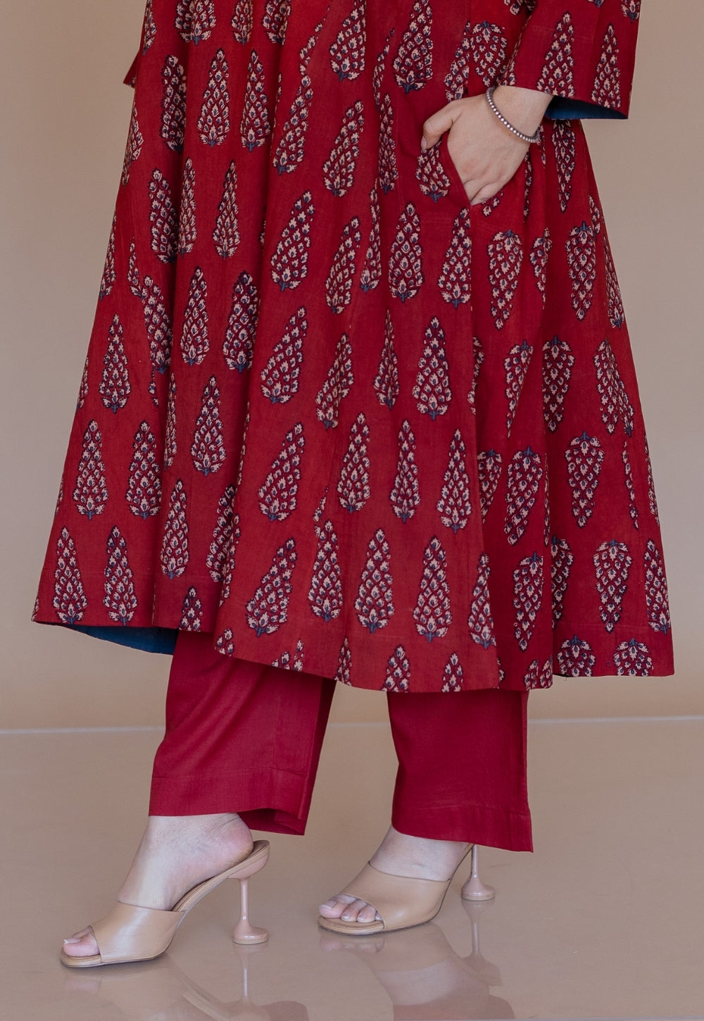 Yami Red Solid Slub Cotton Palazzo