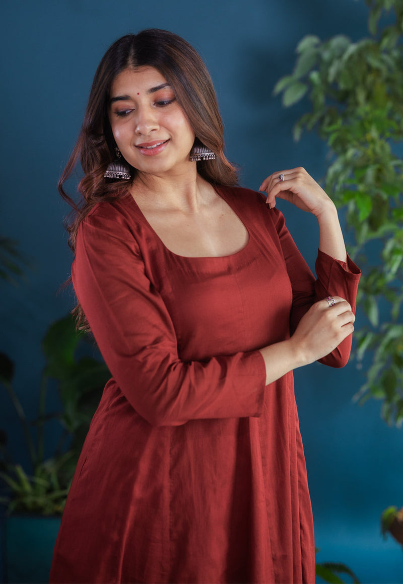 Rajvi Red Solid Mul Kali Kurta