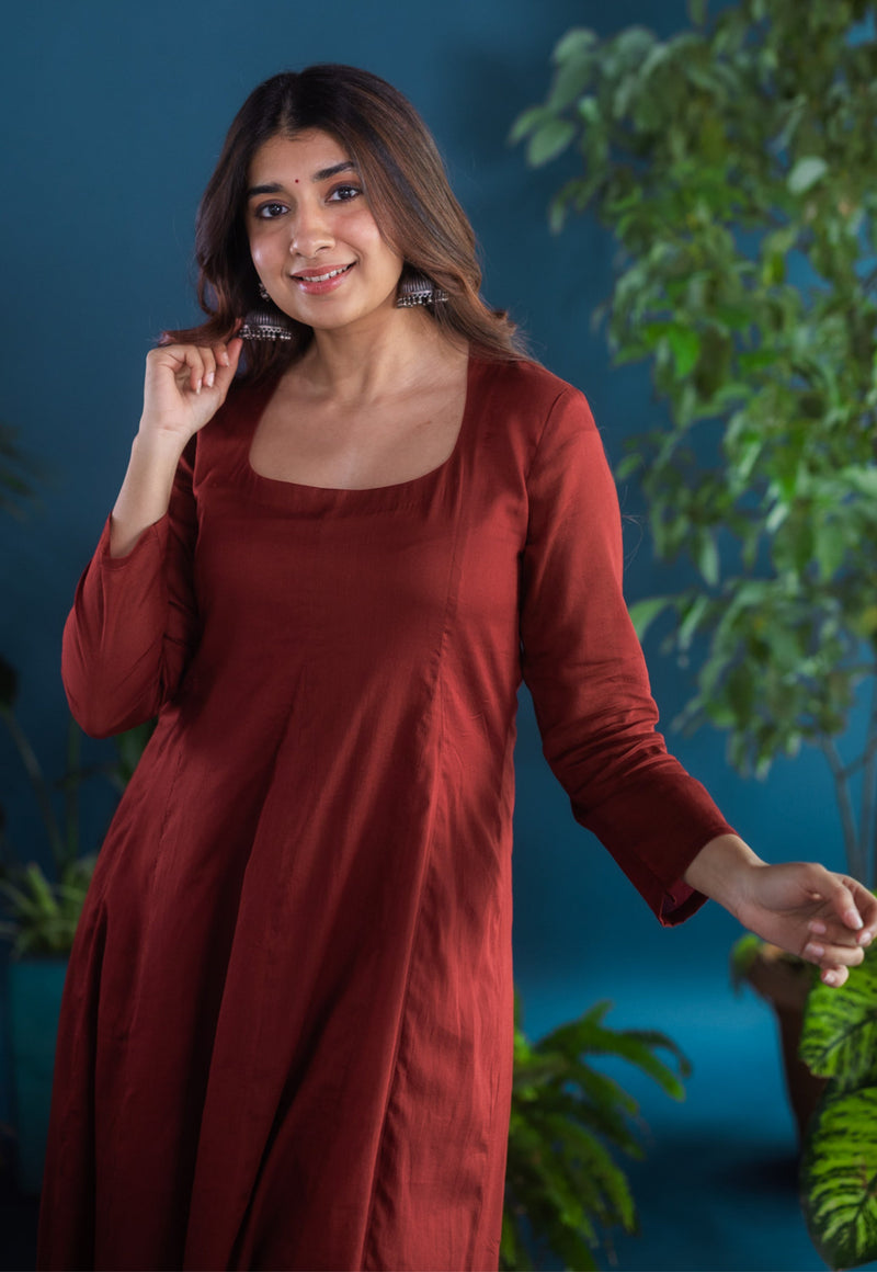 Rajvi Red Solid Mul Kali Kurta