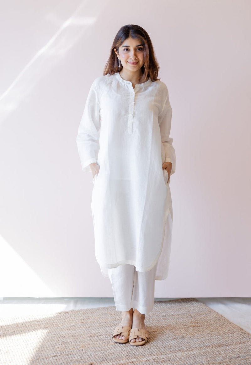 Poonam White Solid Handloom Cotton Anti-Fit Kurta