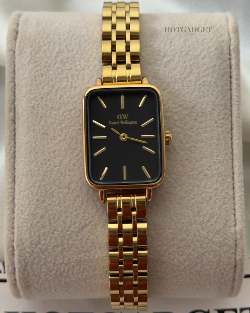DW Quadro (Analog Watch)
