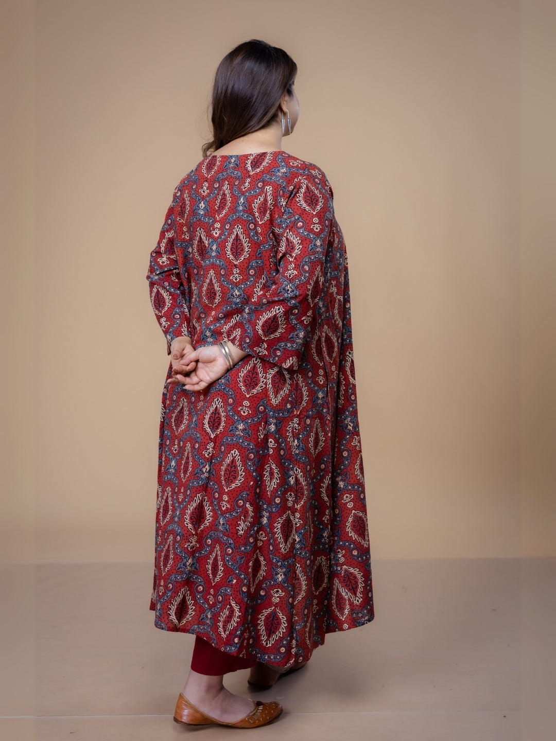 Aashi Red Ajrakh Cotton Jhabbha Kali Kurta